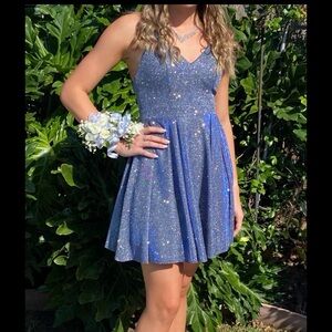 Elegant iridescent Blue glitter mini dress size 5